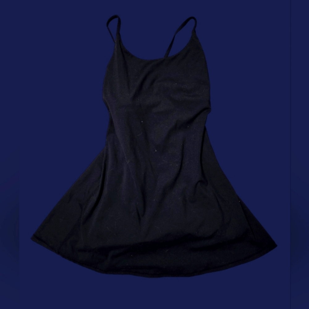 Black sports dress size Large